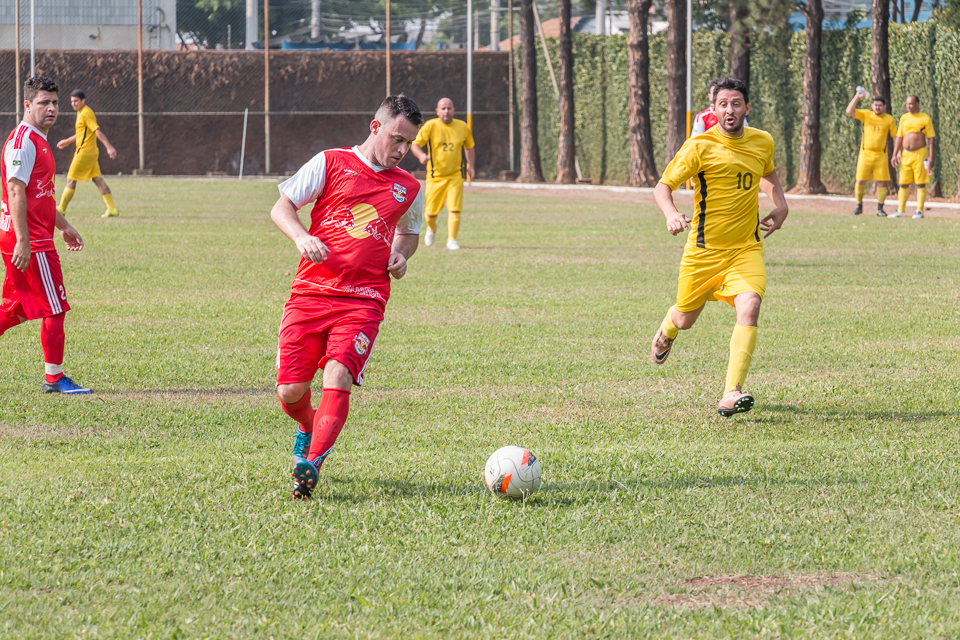 Quatro equipes se enfrentaram no último domingo na Copa Johnson Clube de Futebol 2016